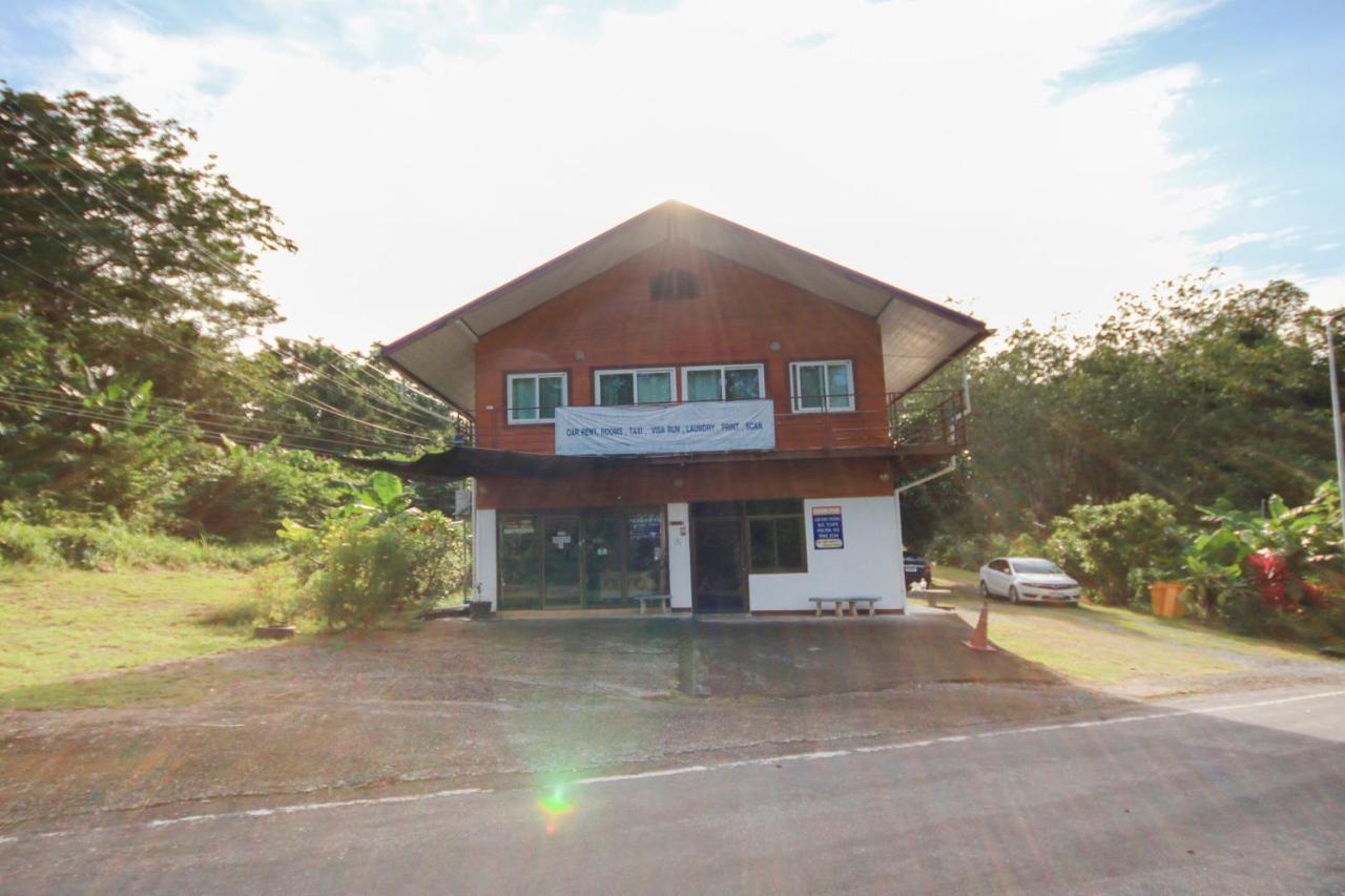 Nai Harn Oyo 75373 Chamil House酒店 外观 照片